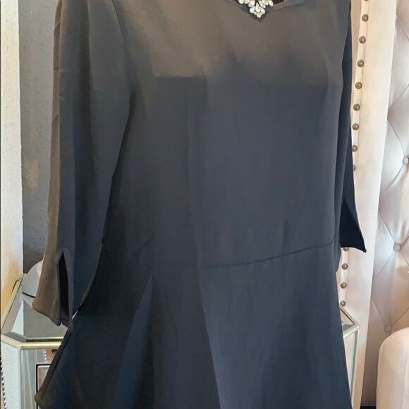 Ann Taylor black peplum petite blouse. Size SP - Picture 3 of 5